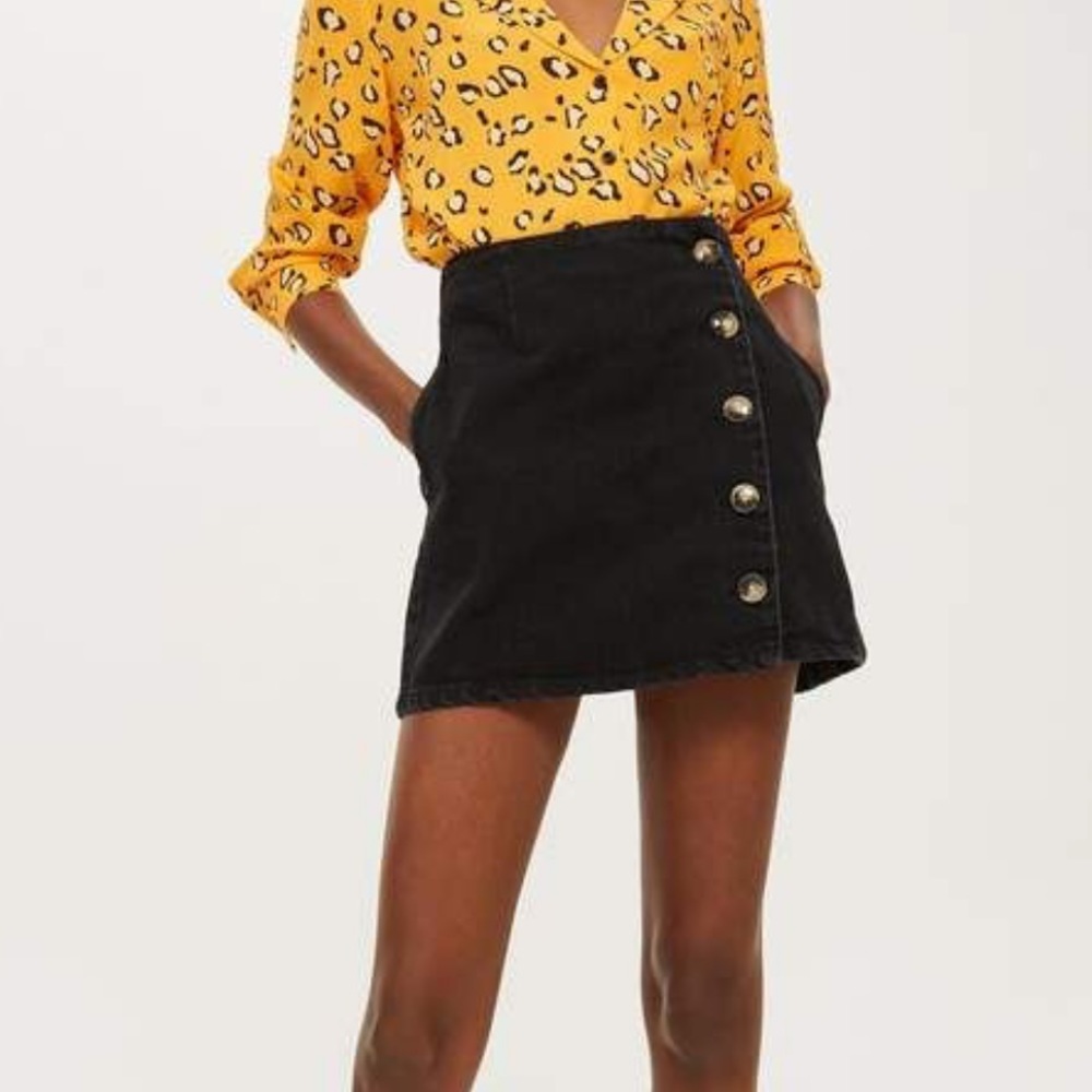 TOPSHOP Horn Button Skirt